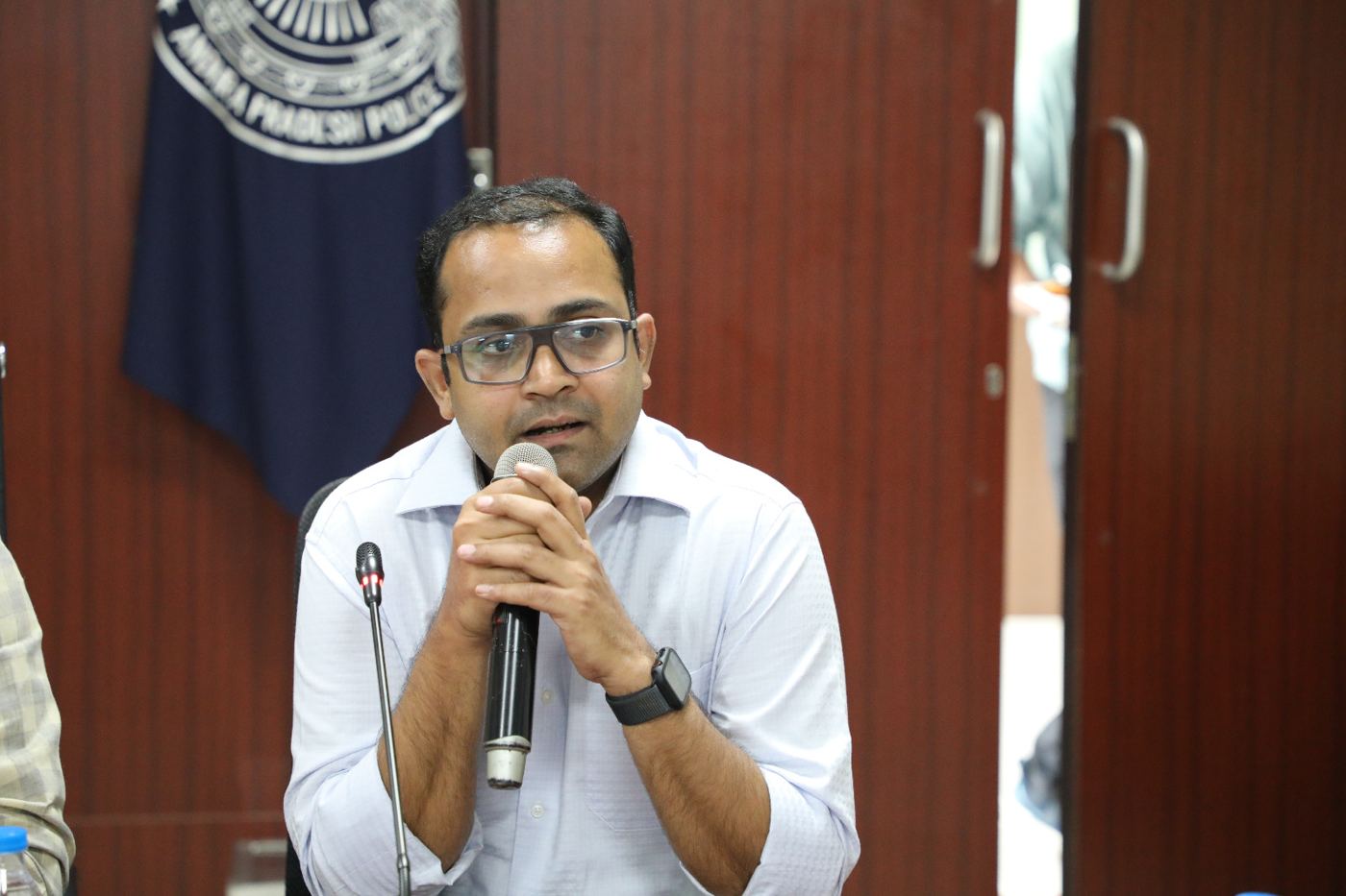 Rajaram Surianarayanan speaking at the Andhra Pradesh CID workshop on online gaming laws